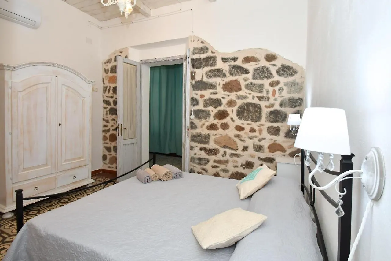 B&B Sa Domo De Sos Massaios Orosei Couette-café