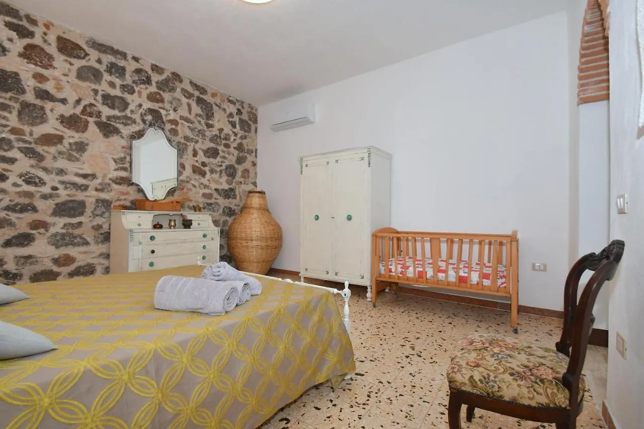 B&B Sa Domo De Sos Massaios Orosei Couette-café
